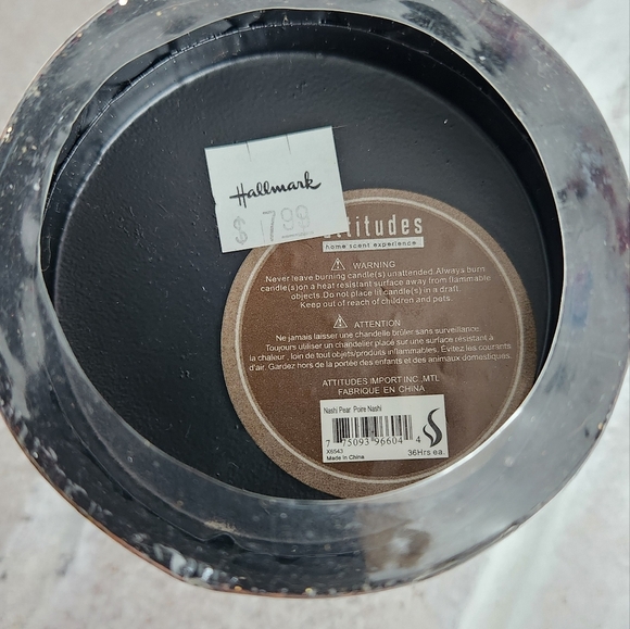 NEW Attitudes Nashi Pear Scented Candle - Picture 4 of 6